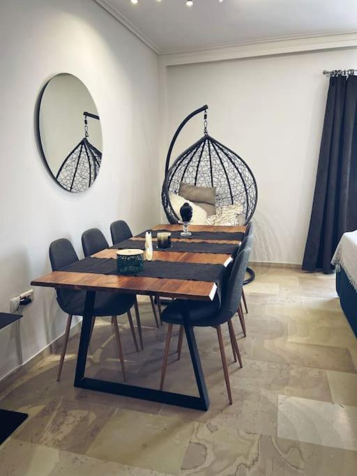 Minimal 3Br Apartment In Атина Екстериор снимка
